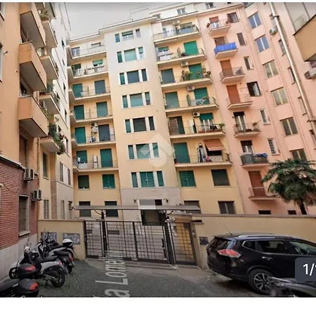 Lägenhet Loft Lomelina, Roma, Metro Bologna Colosseo *