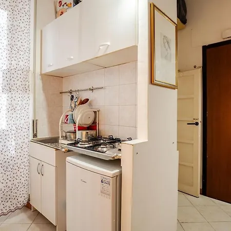Appartamento Loft Lomelina, Roma, Metro Bologna Colosseo Roma